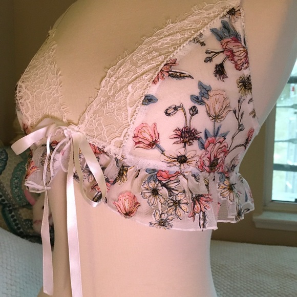 ♥ Dream Angles Bralette Victoria's Secret - M ♥ - Picture 3 of 16